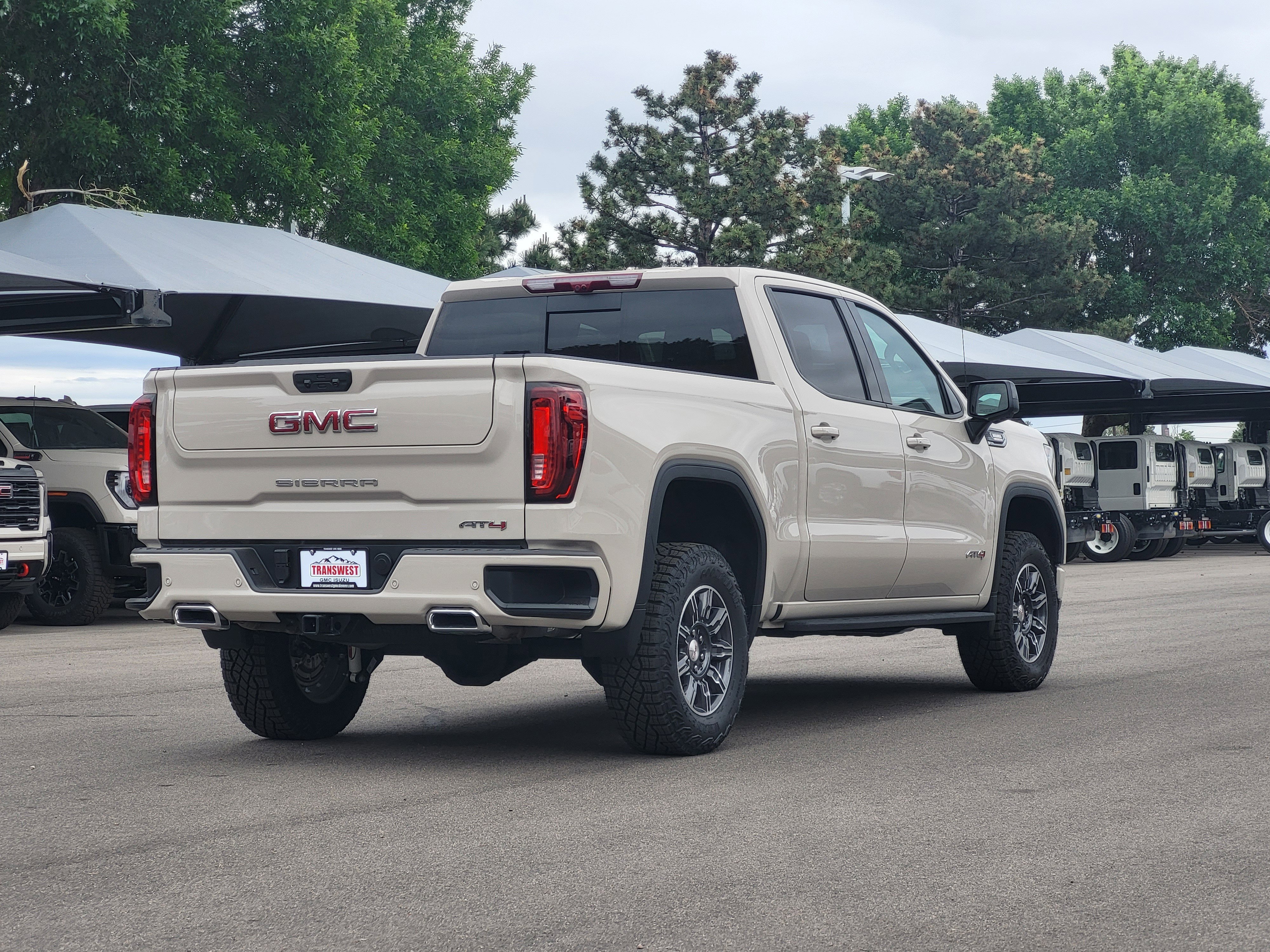 2026 GMC Sierra 1500 AT4 - Photo 7