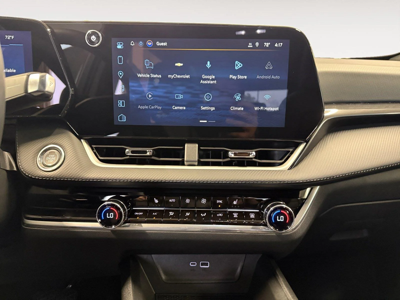 2027 Chevrolet Equinox LT - Photo 14