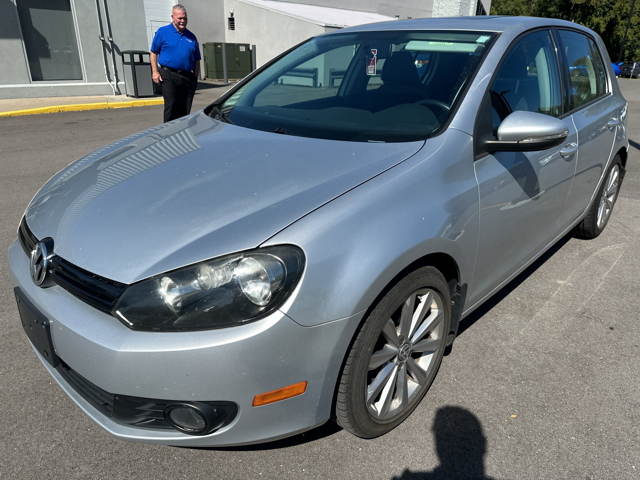 Used 2013 Reflex Silver Metallic Volkswagen TDI w/Sunroof & Nav image 2