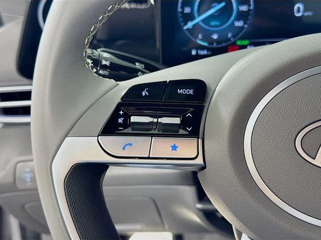 2025 Hyundai Elantra Blue - Photo 15