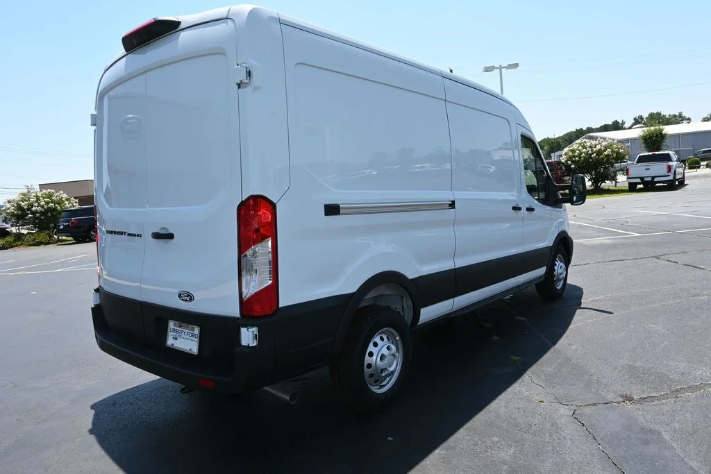 New 2026 Oxford White Ford Cargo Van image 20
