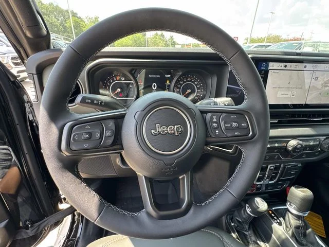 New 2026 Black Jeep Mojave image 23