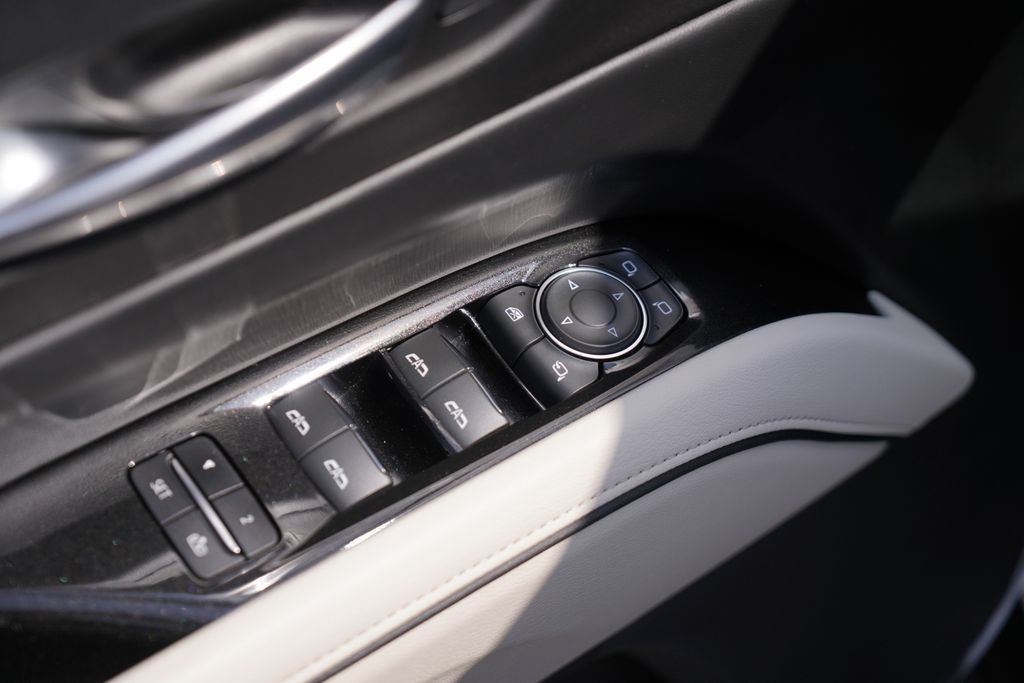 Used 2021 White Cadillac Sport image 22