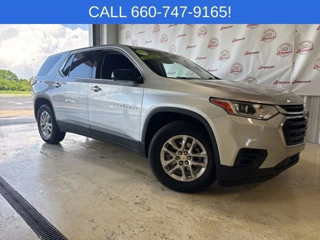 Used 2018 Chevrolet Traverse LS with VIN 1GNERFKW9JJ205416 for sale in Kansas City