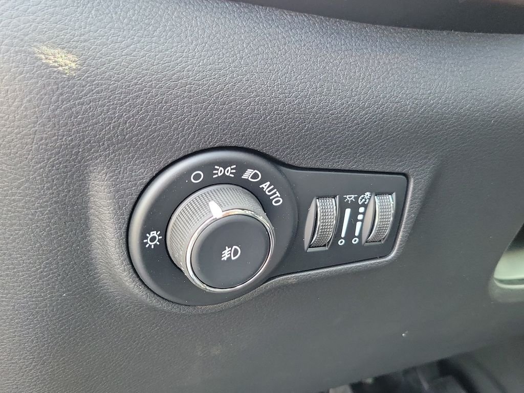 New 2026 Fathom Blue Pearl Coat Jeep Limited image 20
