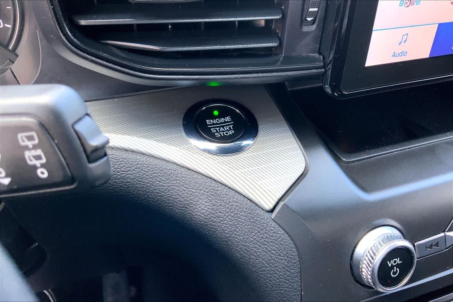 Used 2020 Magnetic Metallic Ford XLT image 35