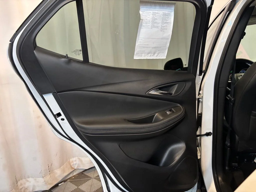 Used 2023 Summit White Buick Preferred image 20