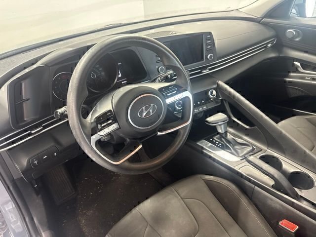 Used 2022 Gray Hyundai SEL image 13
