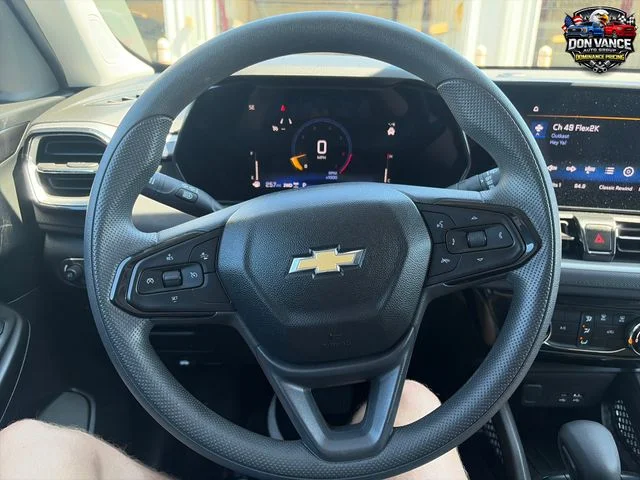 Used 2025 Black Chevrolet LT image 15