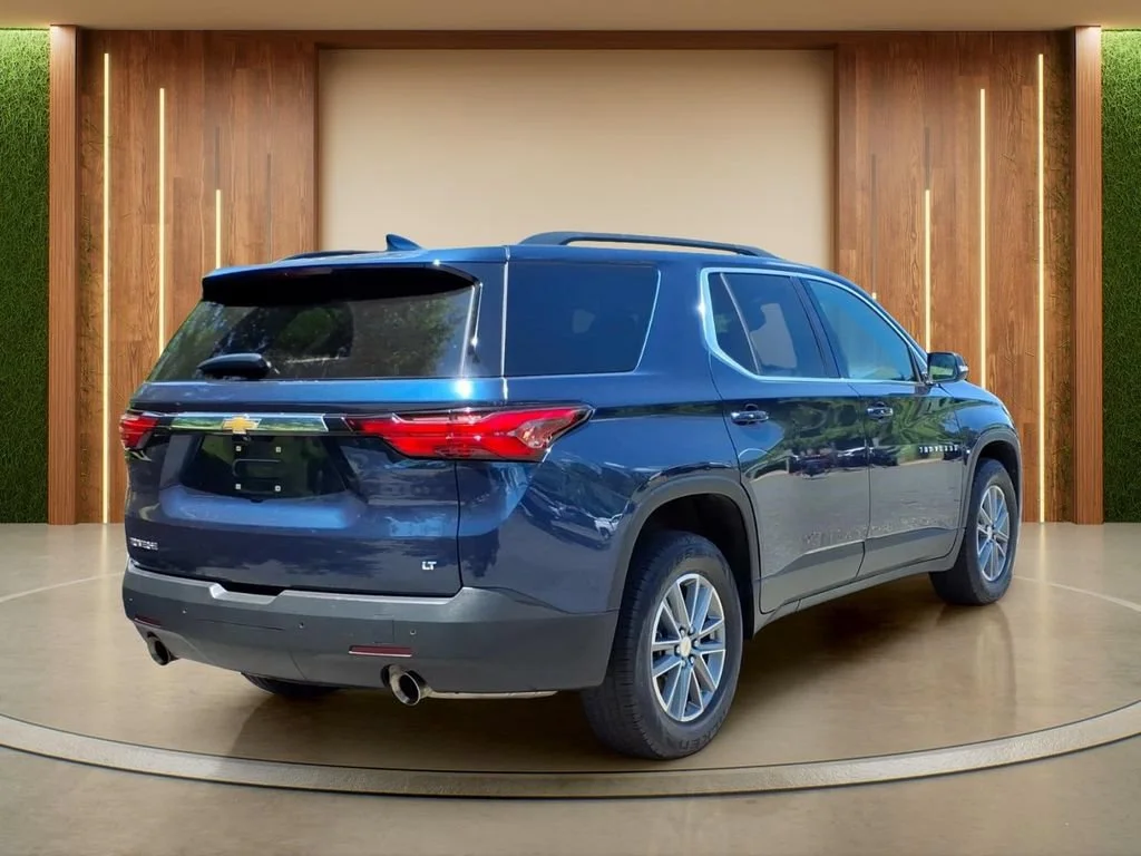 Used 2022 Northsky Blue Metallic Chevrolet LT Cloth image 33