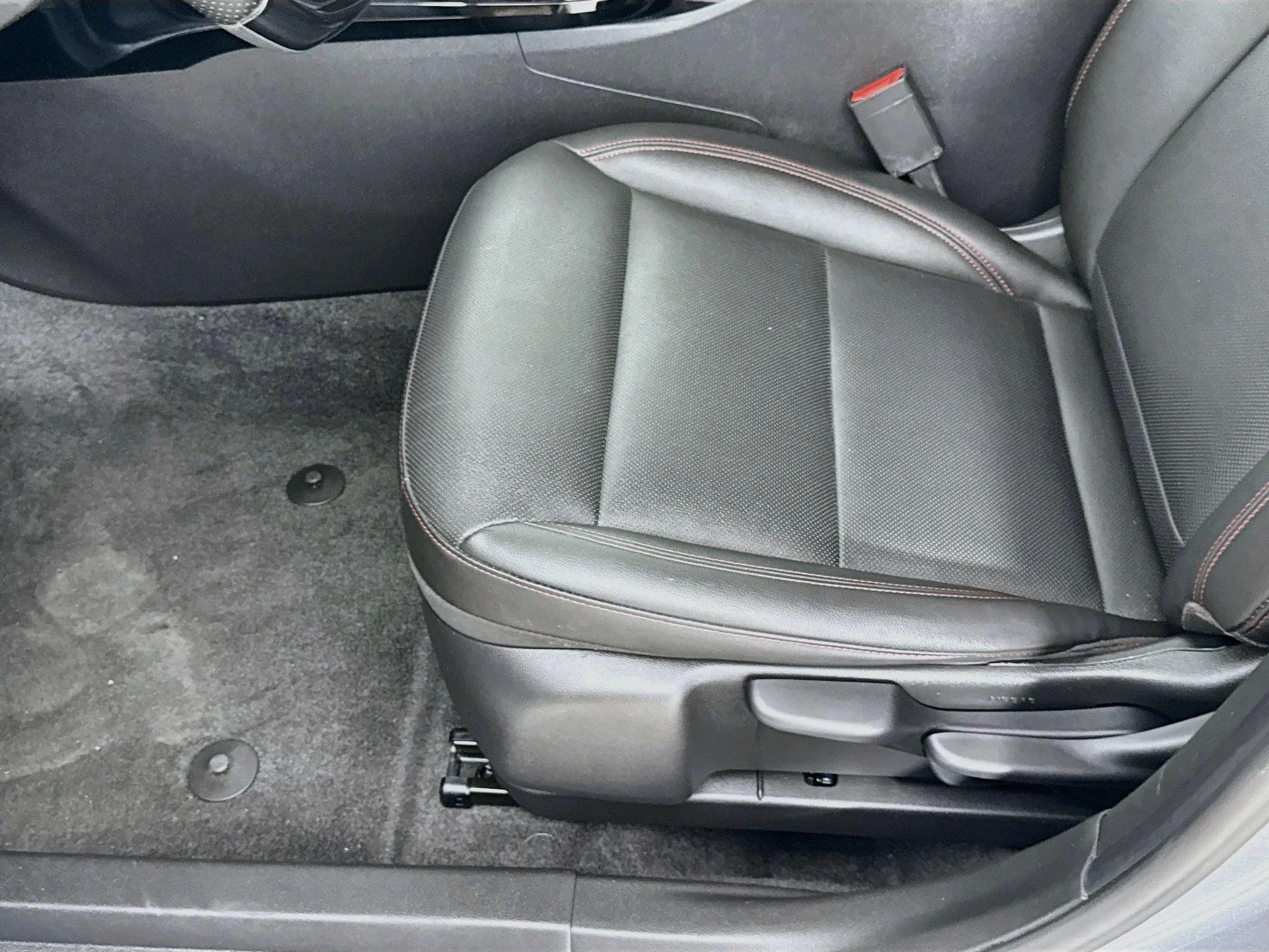 Used 2024 Sterling Gray Metallic Chevrolet 2RS image 20
