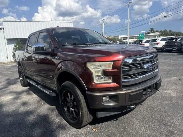 Used 2017  Ford Lariat image 3