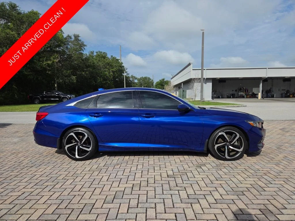 Used 2020 Blue Honda Sport image 12