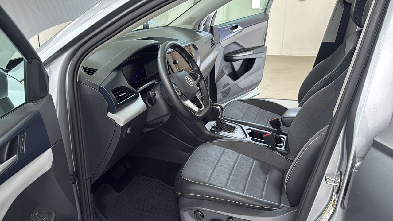 Used 2022  Volkswagen 1.5T SE image 12