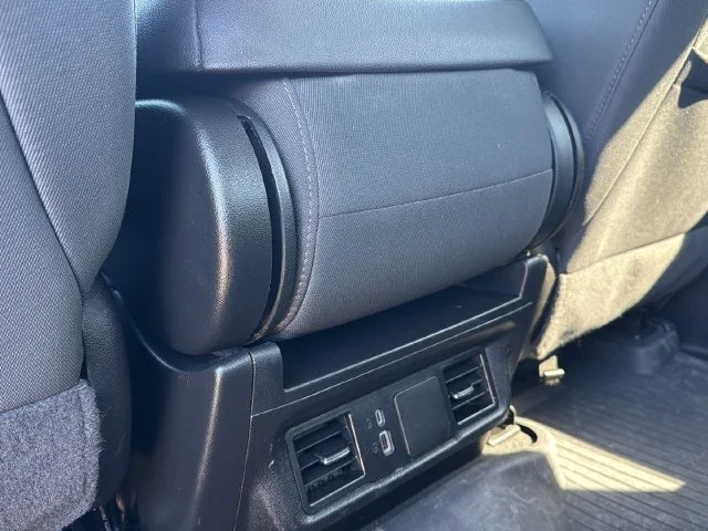 Used 2025 Summit White Chevrolet Custom image 28