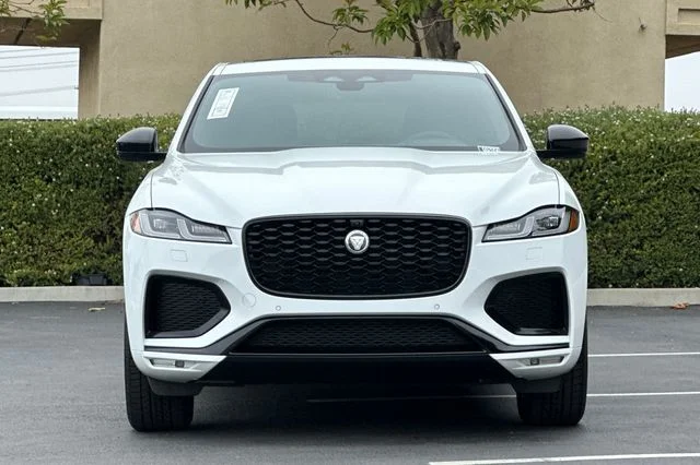 2026 Jaguar F-Pace R-Dynamic S - Photo 8