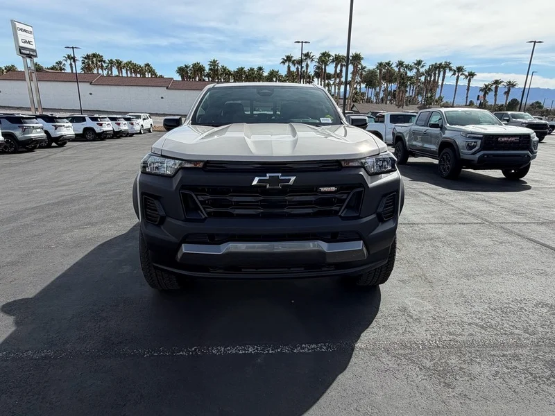 2026 Chevrolet Colorado Trail Boss - Photo 8