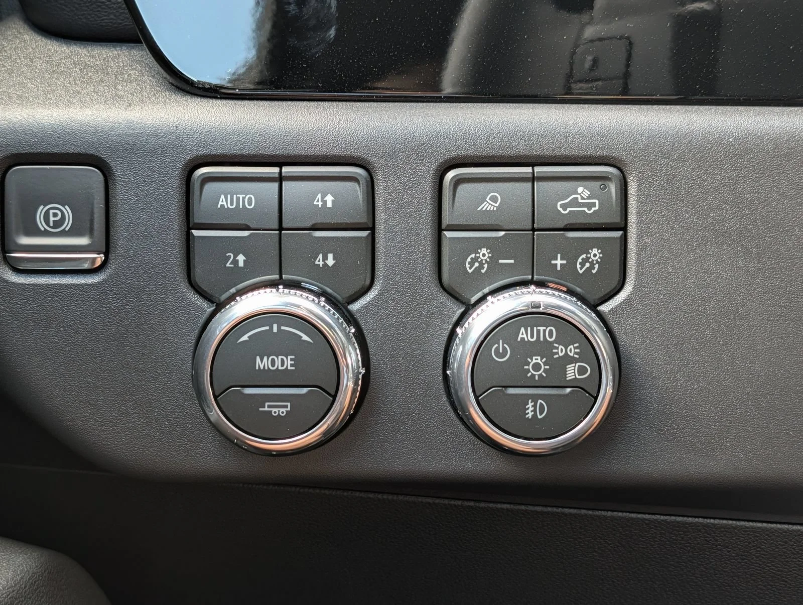 New 2026 Glacier White Tricoat GMC Denali image 15