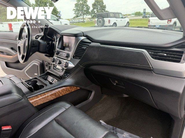 Used 2016 Silver Ice Metallic Chevrolet LTZ image 39