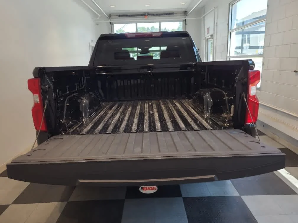 2023 Chevrolet Silverado 1500 RST - Photo 9