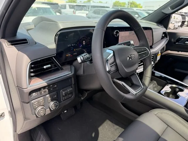 New 2026 Summit White Chevrolet Z71 image 8