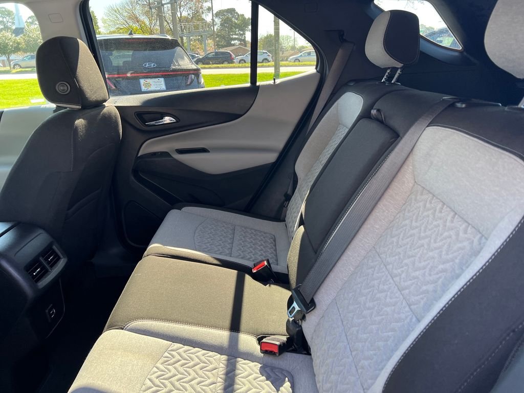 Used 2024 White Chevrolet LS image 25