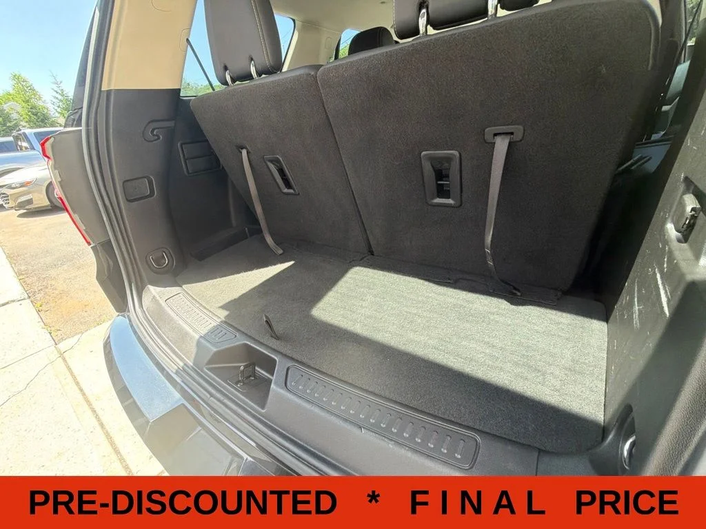 Used 2023 Black GMC Denali image 17
