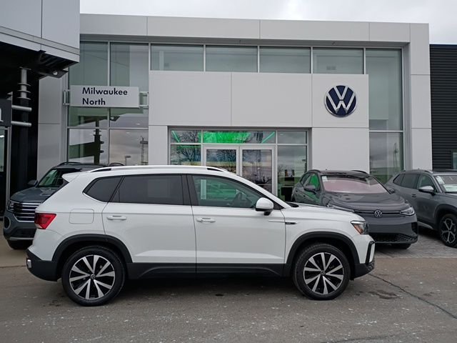 2023 Volkswagen Taos SE