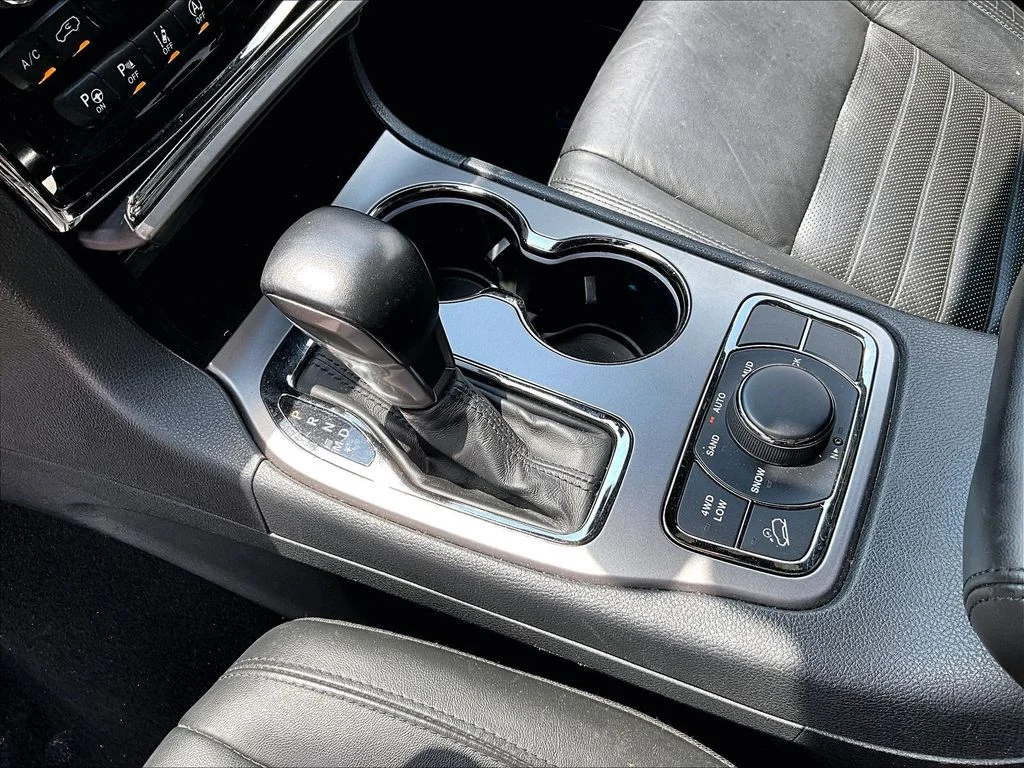 Used 2020 Black Jeep Limited X image 15