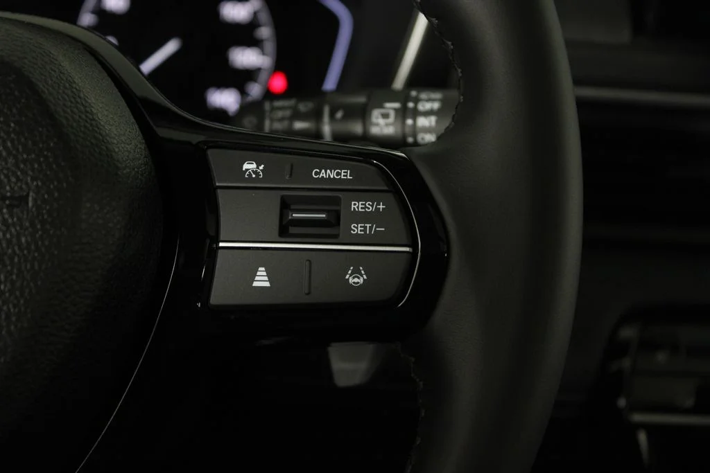 2025 Honda Pilot Touring - Photo 28