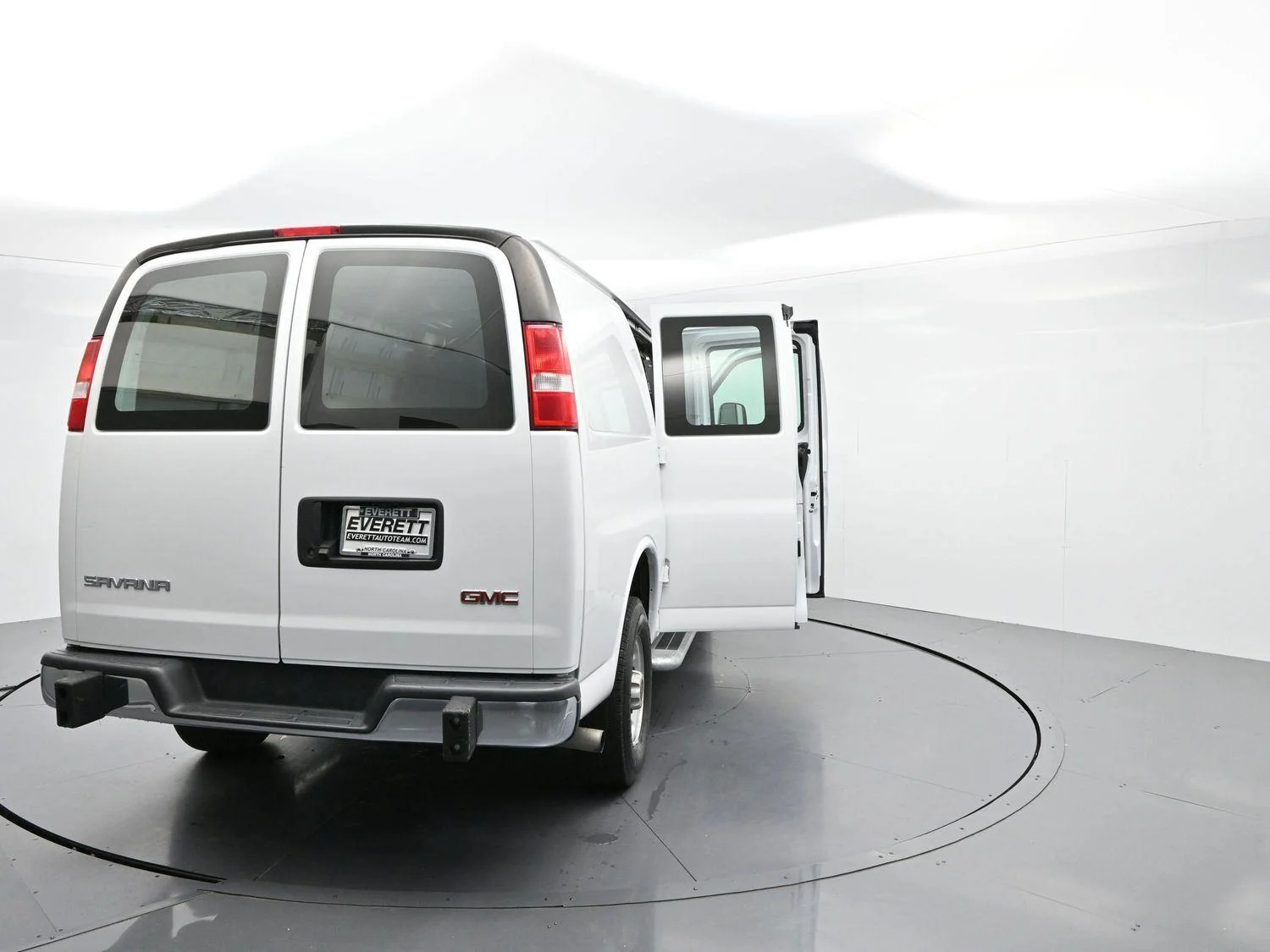Used 2024 Summit White GMC Work Van image 35