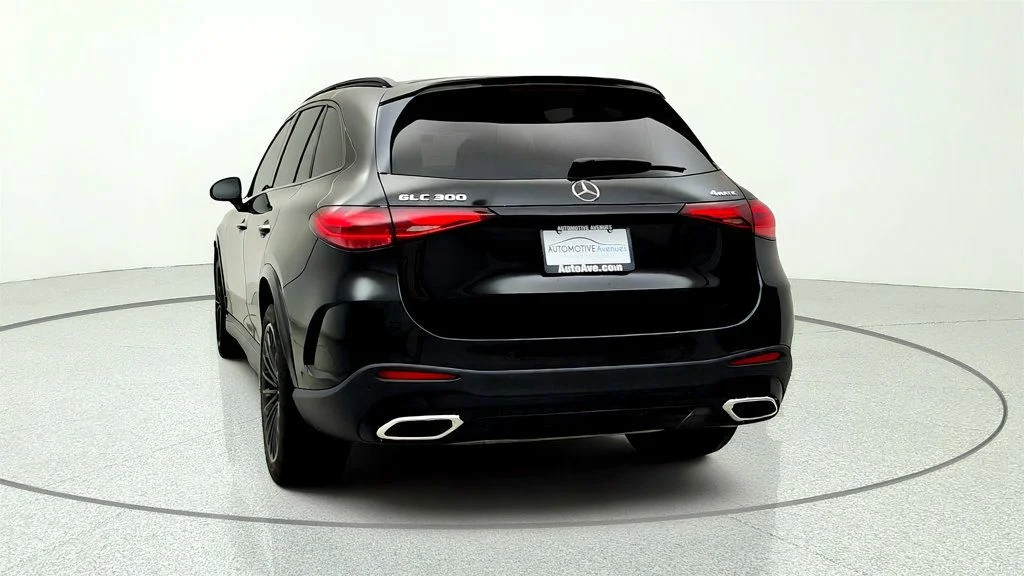 Used 2023 Black Mercedes-Benz GLC 300 4MATIC SUV w/ AMG® Line & Exclusive Trim Pkg image 6