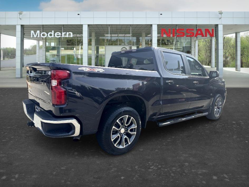 Used 2023 Dark Ash Metallic Chevrolet LT image 5