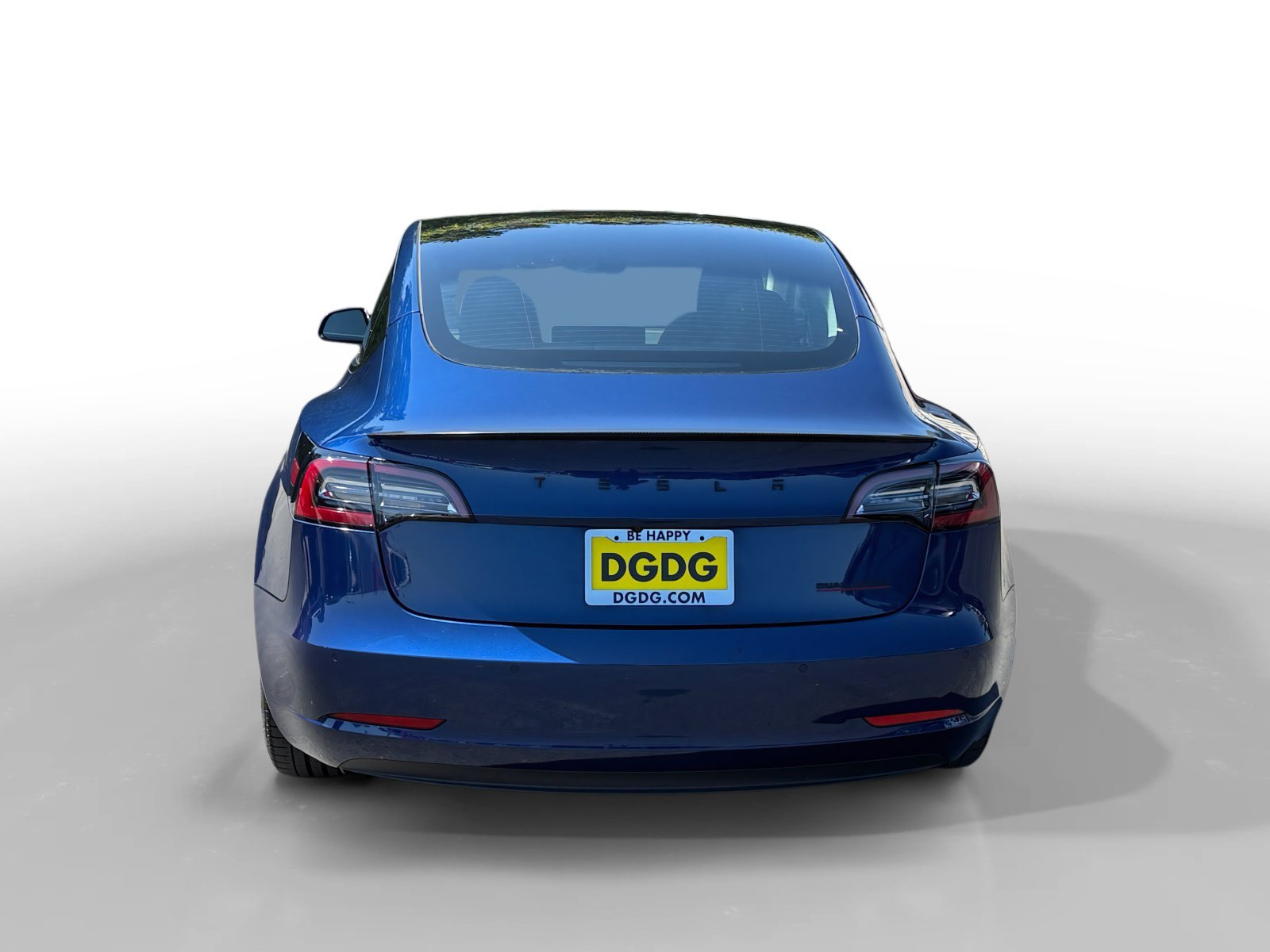 Used 2021 Deep Blue Metallic Tesla Performance image 4