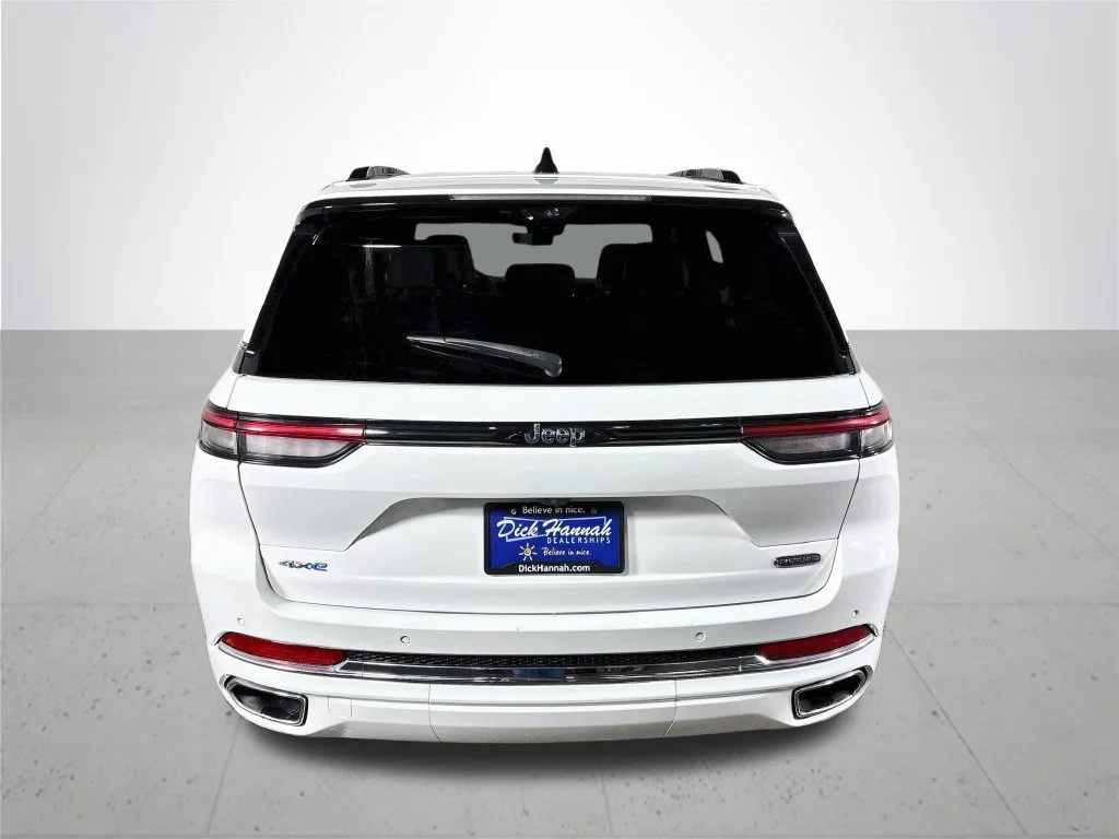 Used 2023 White Jeep Overland 4xe image 7