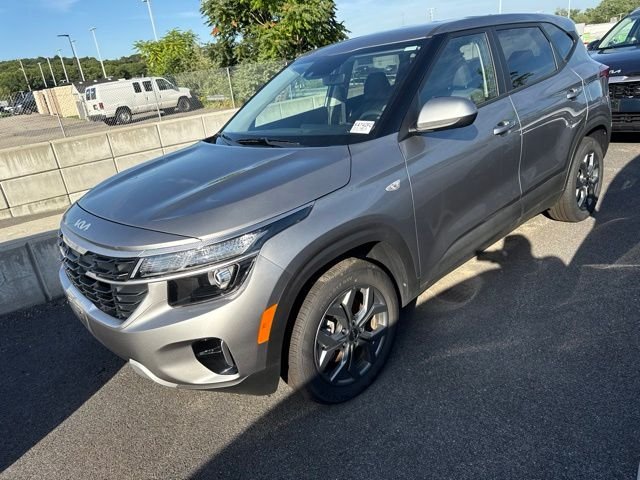 Used 2025 Gray Kia LX image 1