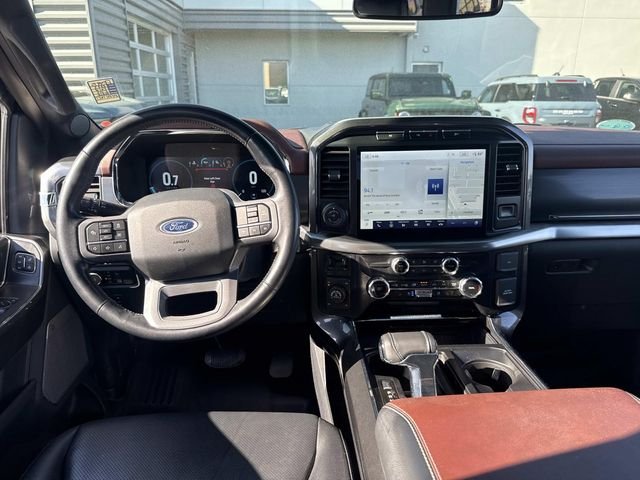 Used 2023 Agate Black Metallic Ford Lariat image 19