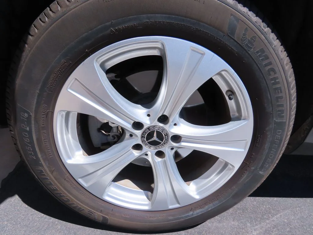 Used 2018 Blue Mercedes-Benz GLC 300 image 17