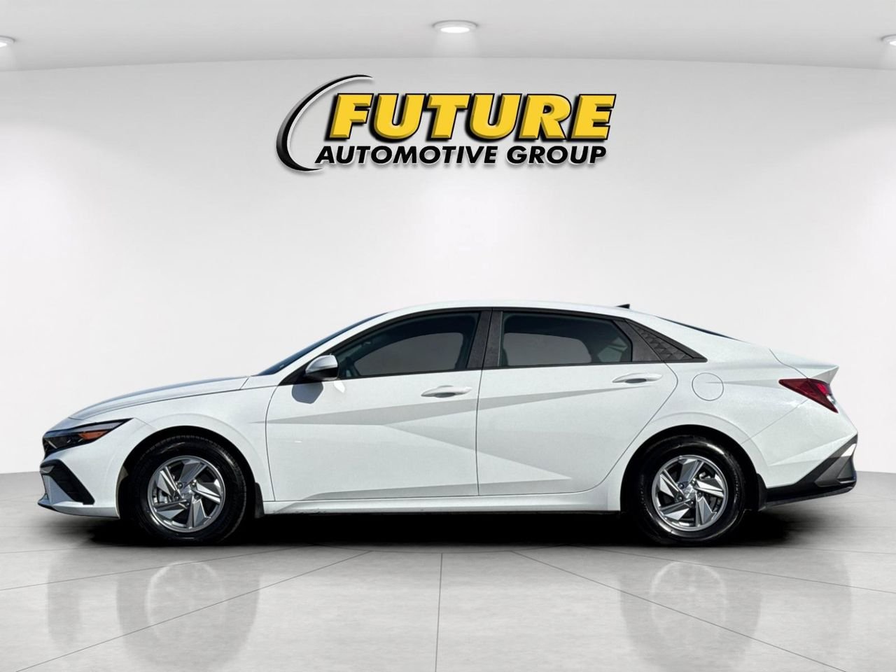 New 2026 White Hyundai SE image 6