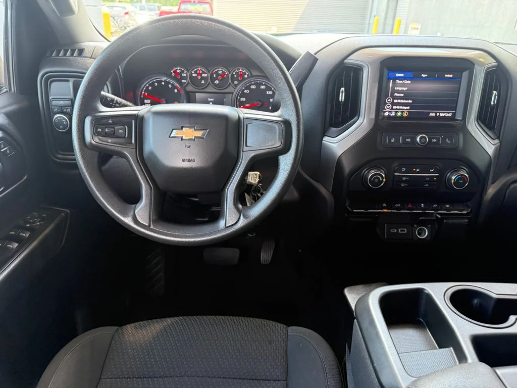 Used 2021 Gray Chevrolet Custom image 16