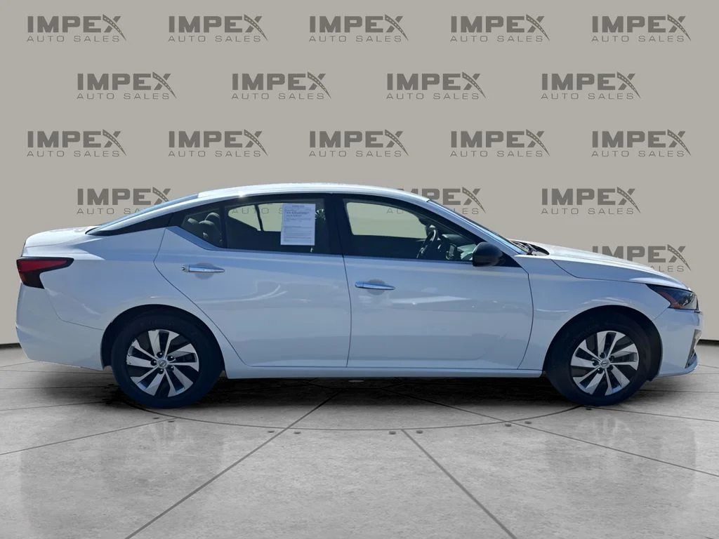 Used 2024 White Nissan 2.5 S image 6