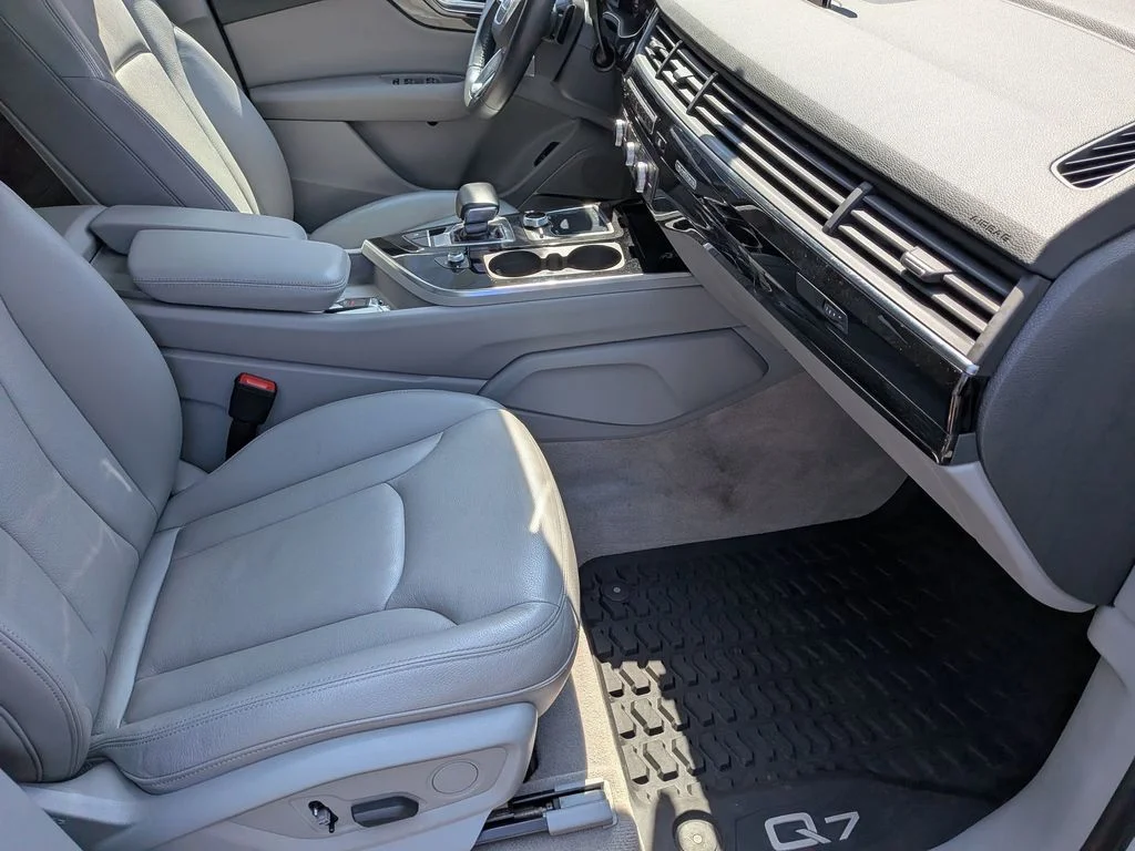 Used 2018 White Audi 3.0T Premium Plus image 35