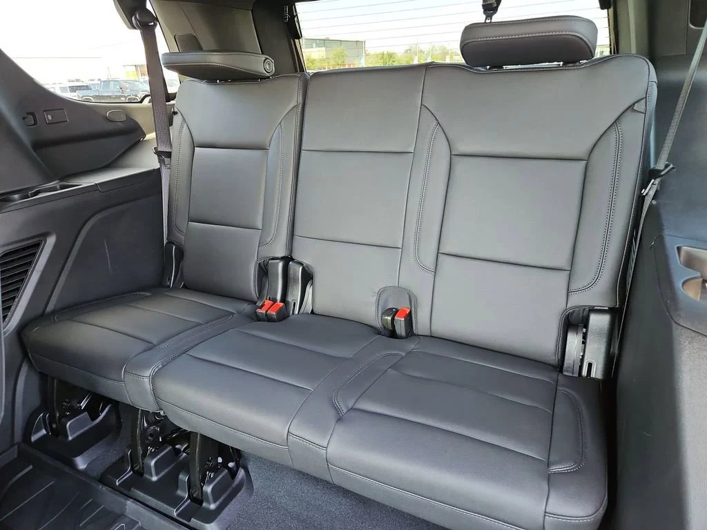 New 2026 Black Chevrolet LT image 27