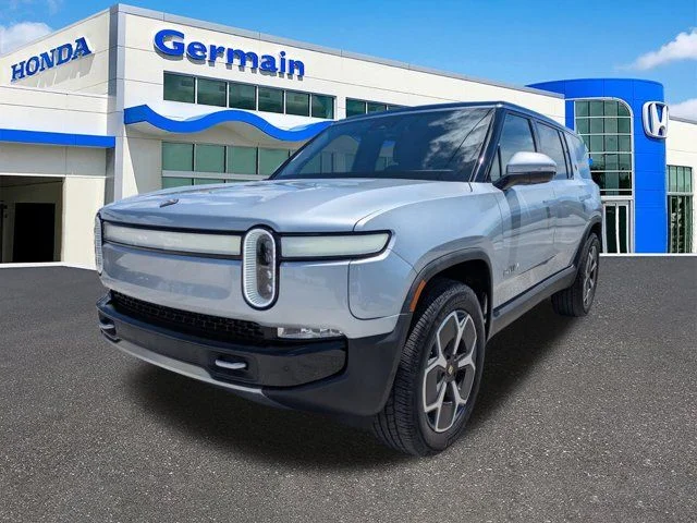 2024 Rivian R1S