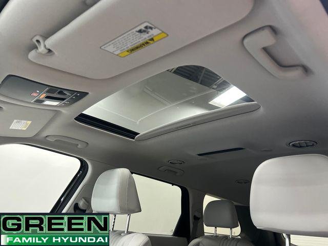 New 2027 Green Hyundai SEL Premium AWD image 21
