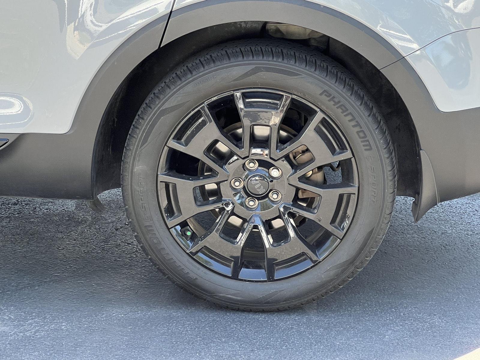 2021 Kia Telluride EX - Photo 14