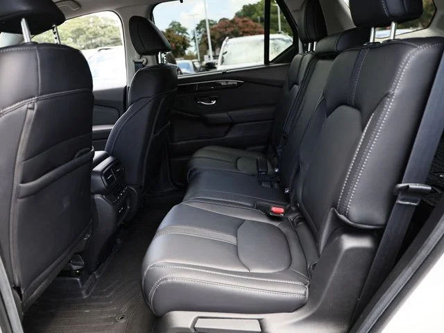 2025 Honda Pilot Touring - Photo 28