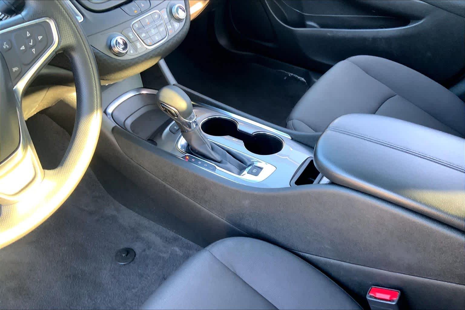 2024 Chevrolet Malibu 1LT - Photo 17