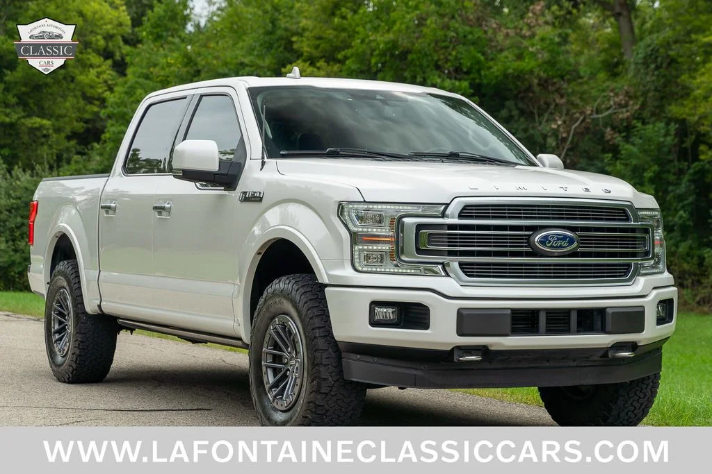 Used 2019 White Ford Limited image 10