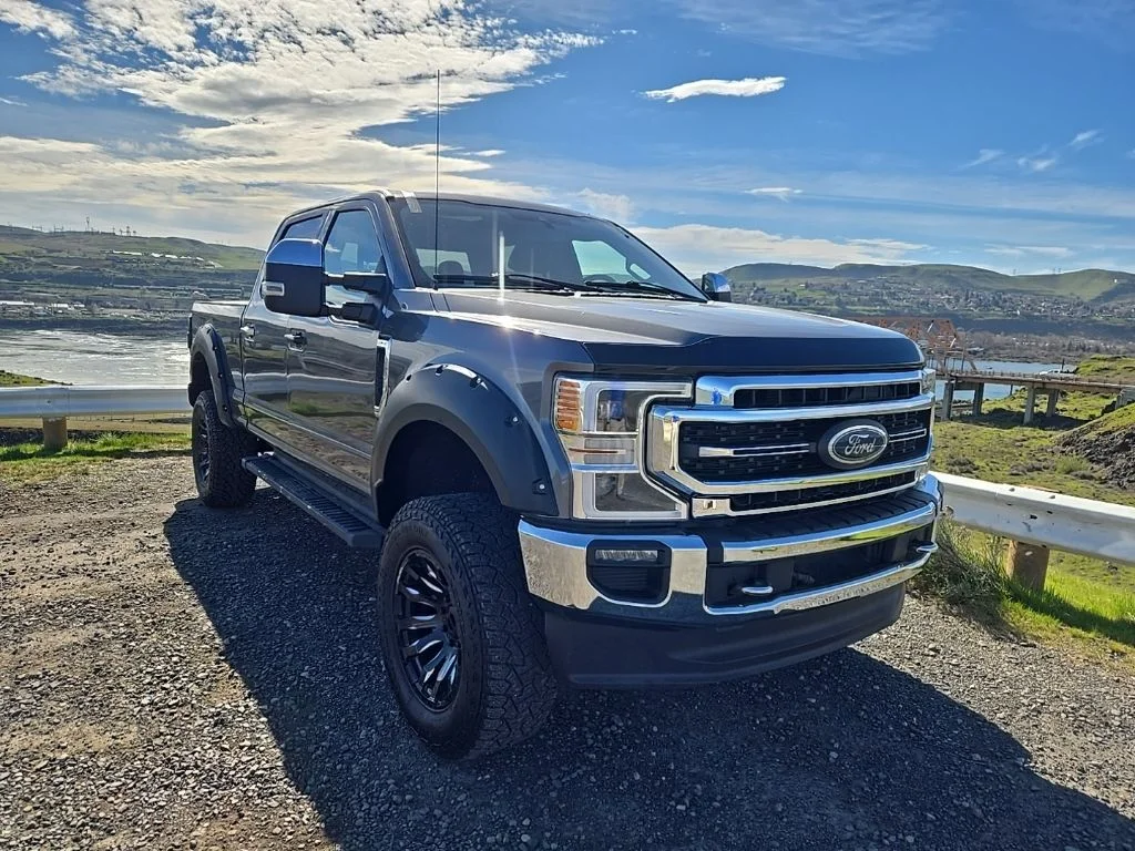 2021 Ford F-350 Lariat 4x4 Crew Cab 160 in SRW's photo